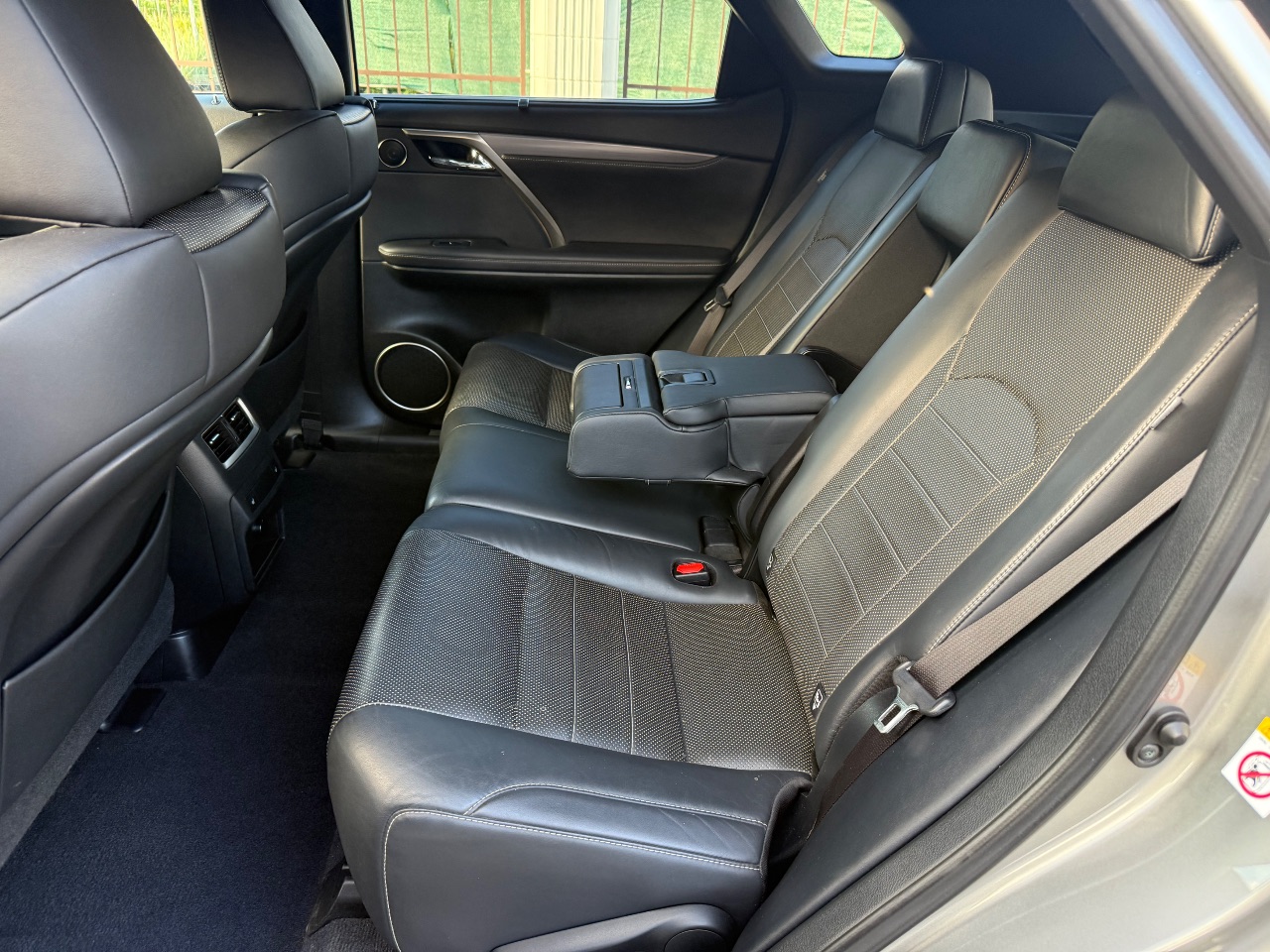 Lexus RX - фото 35