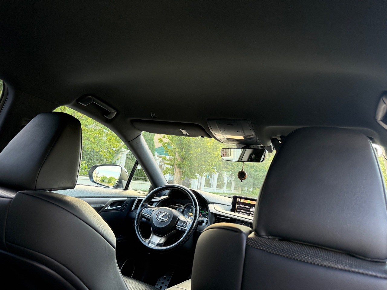 Lexus RX - фото 15