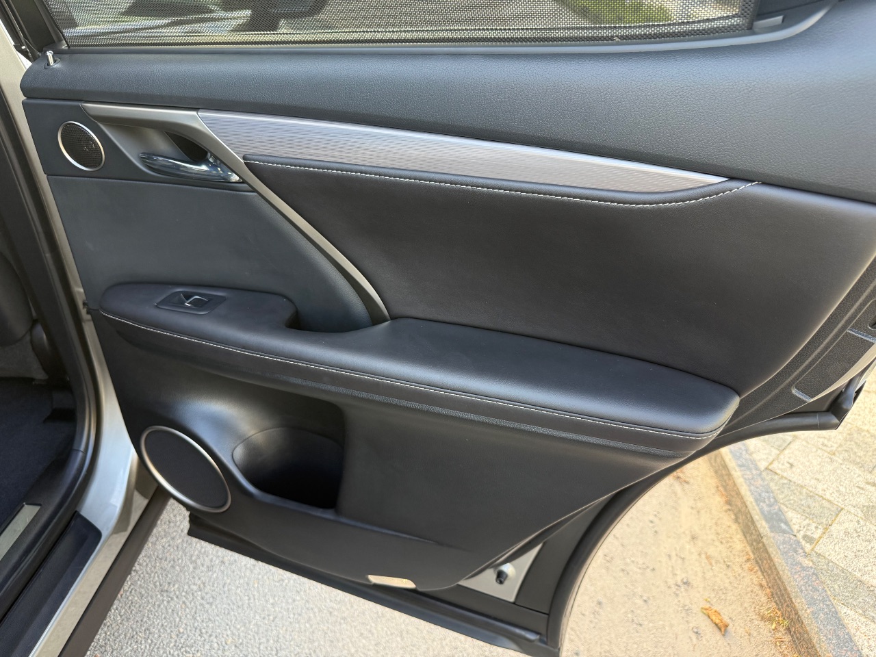 Lexus RX - фото 19