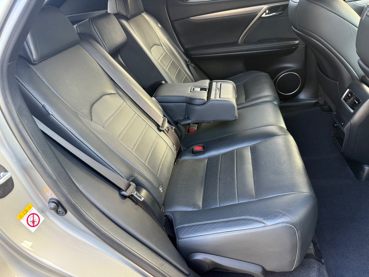 Lexus RX - фото 21