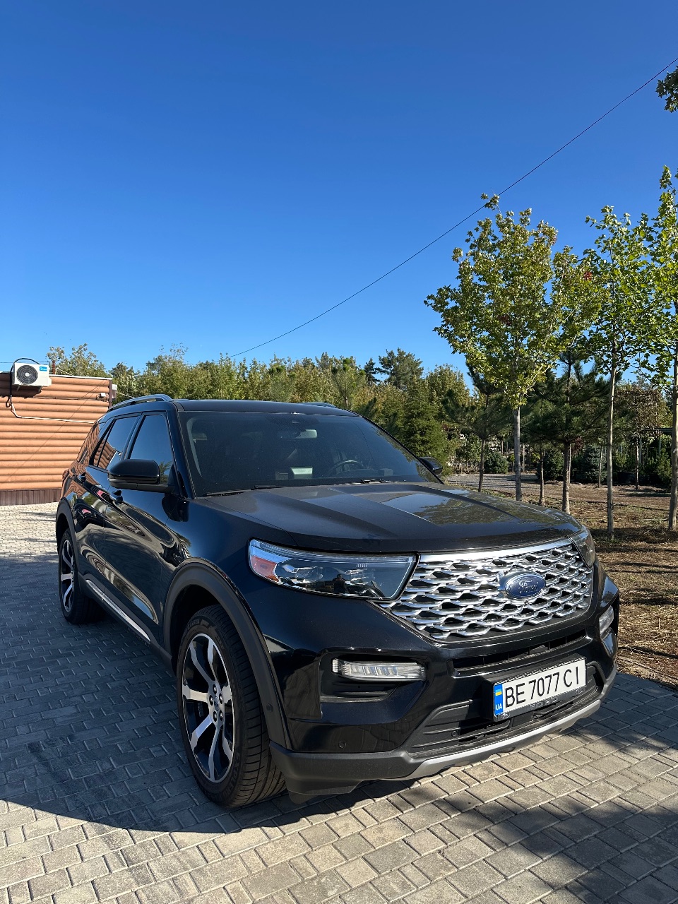 Ford Explorer - фото 2