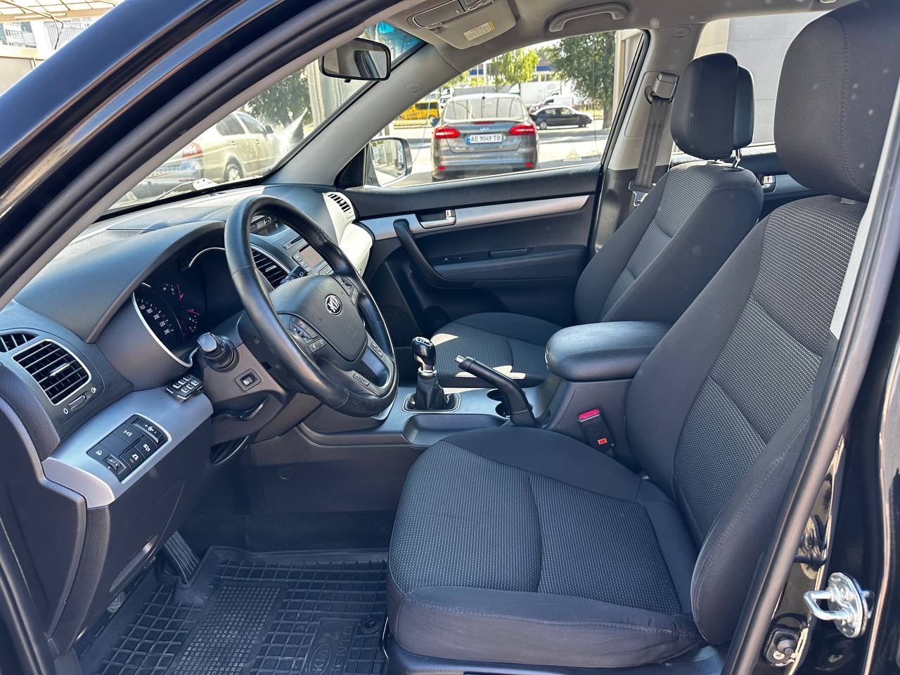 Kia Sorento - фото 14