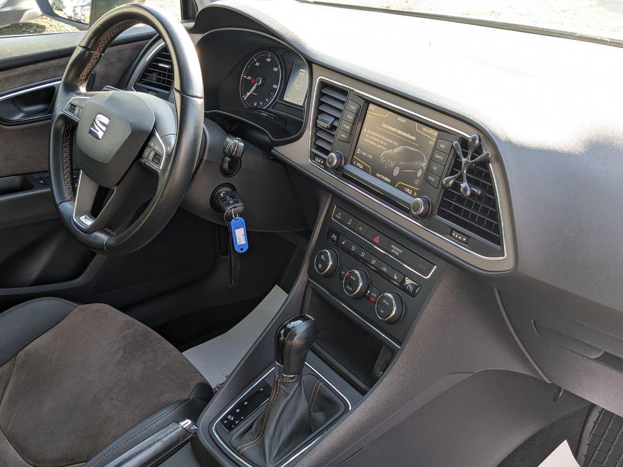SEAT Leon - фото 2