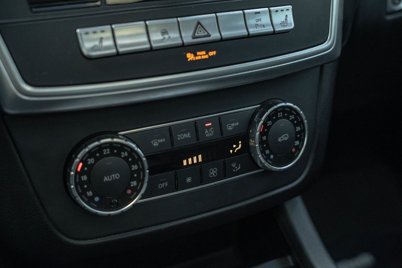 Mercedes-Benz M-Класс - фото 35
