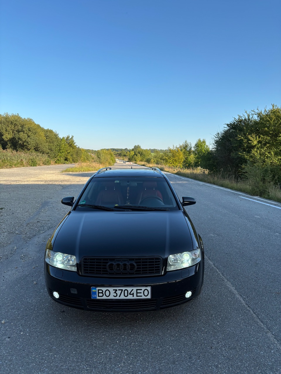 Audi A4 - фото 1