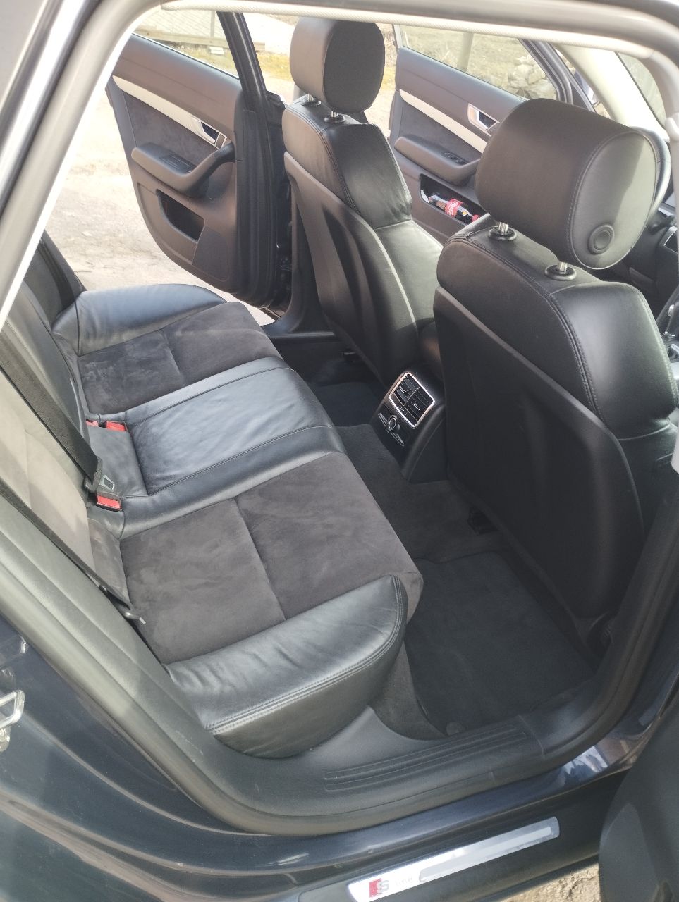 Audi A6 - фото 15