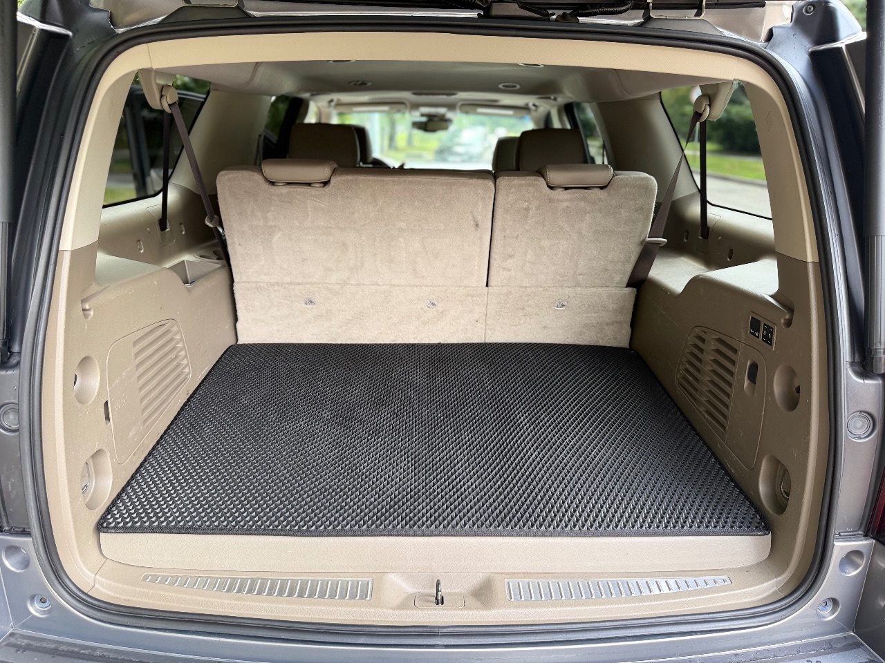 Chevrolet Suburban - фото 19