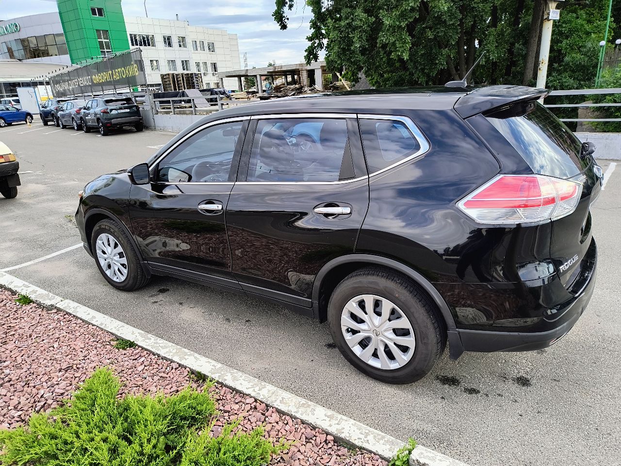 Nissan Rogue - фото 4