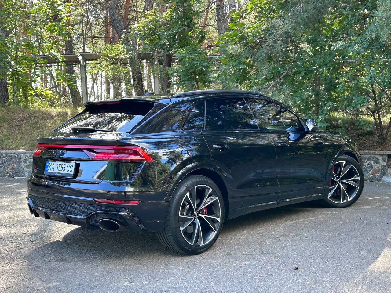 Audi RS Q8 - фото 3