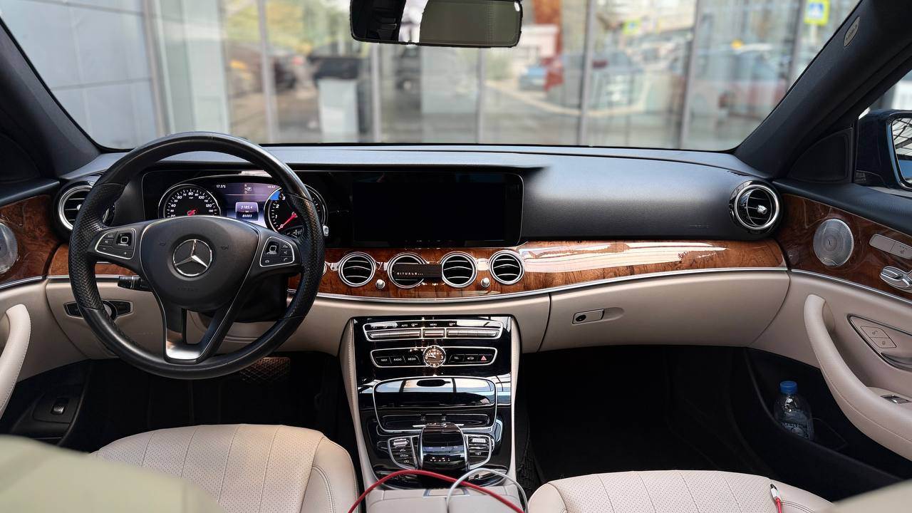 Mercedes-Benz E-Класс - фото 11