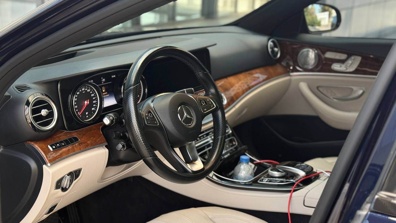 Mercedes-Benz E-Класс - фото 25