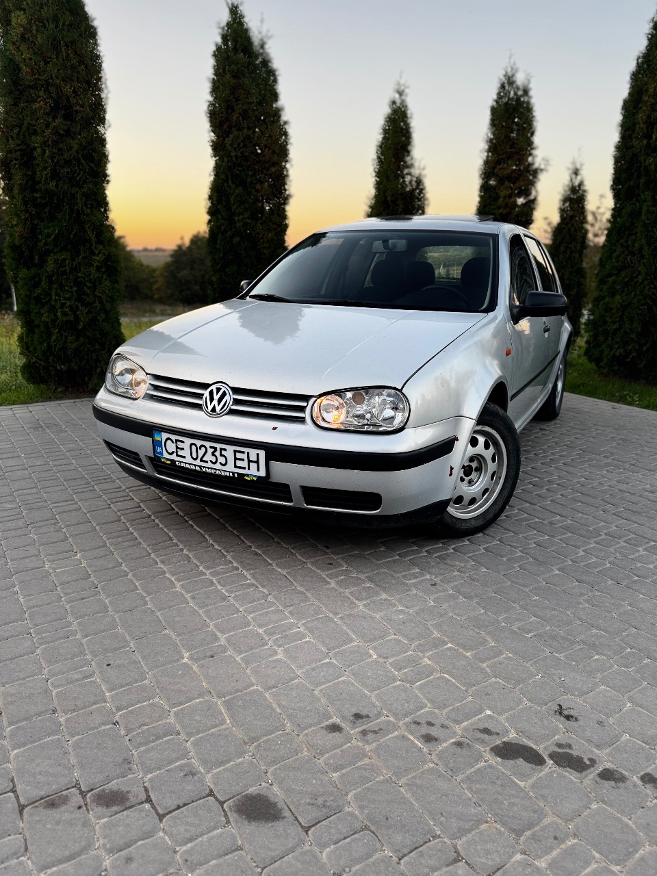 Volkswagen Golf - фото 2