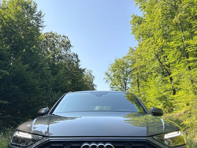 Audi SQ5 - фото 2