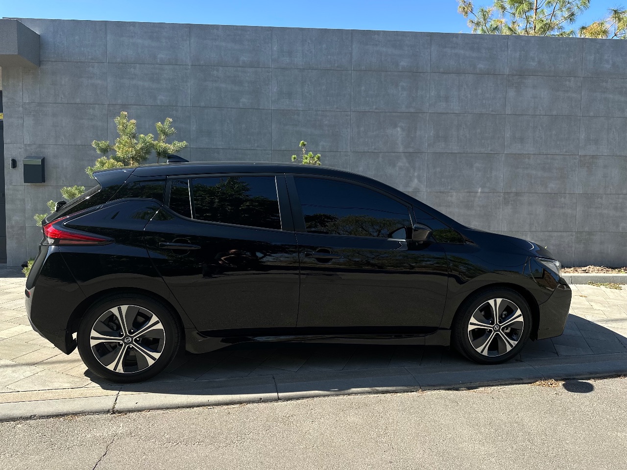 Nissan Leaf - фото 3