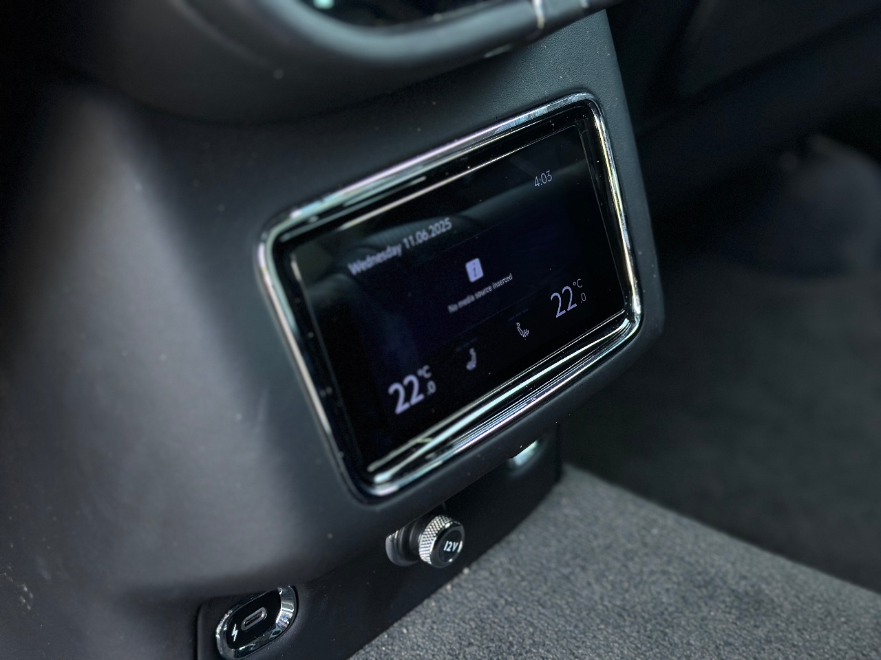 Bentley Bentayga - фото 18