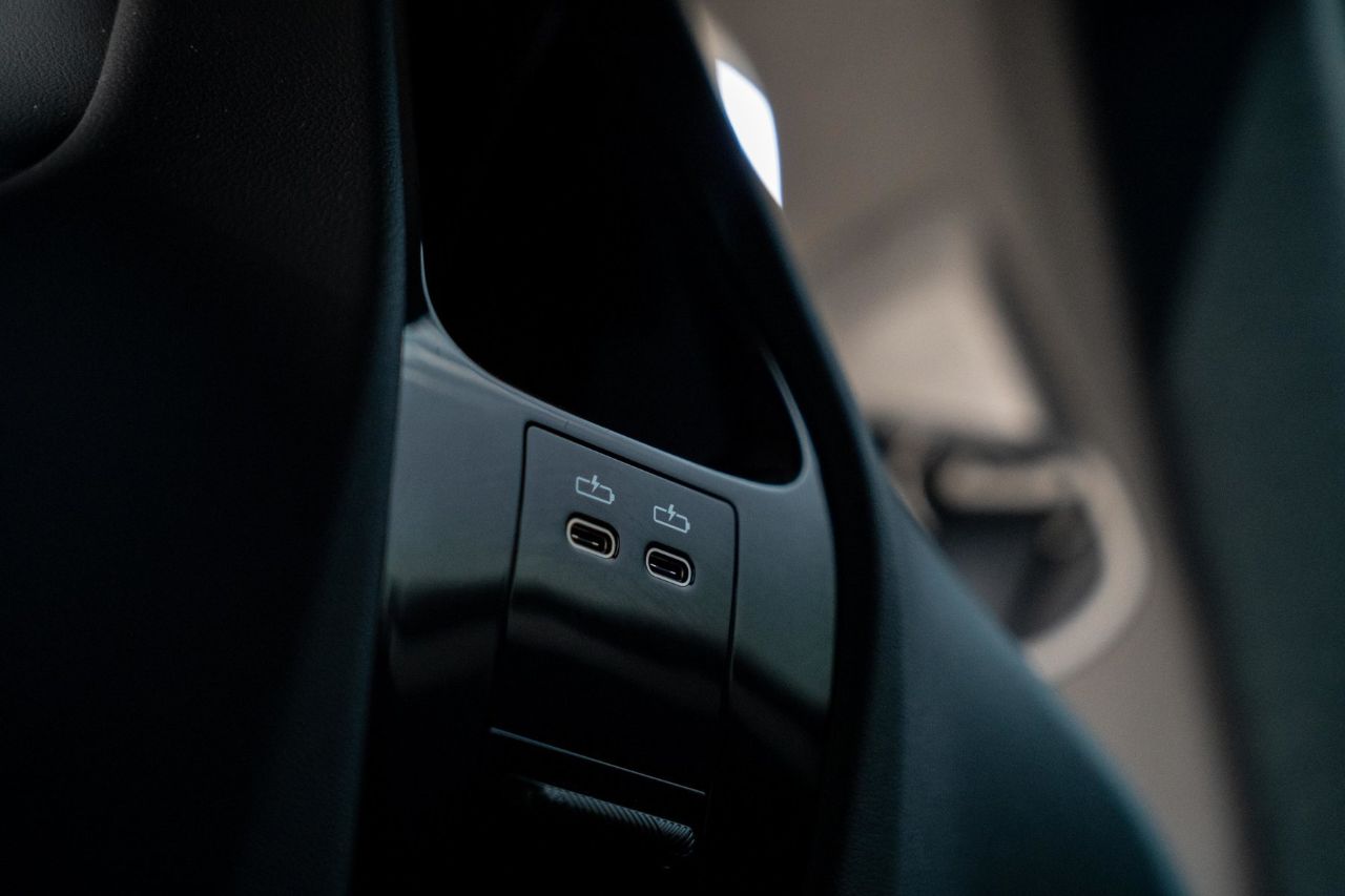 BMW iX - фото 47