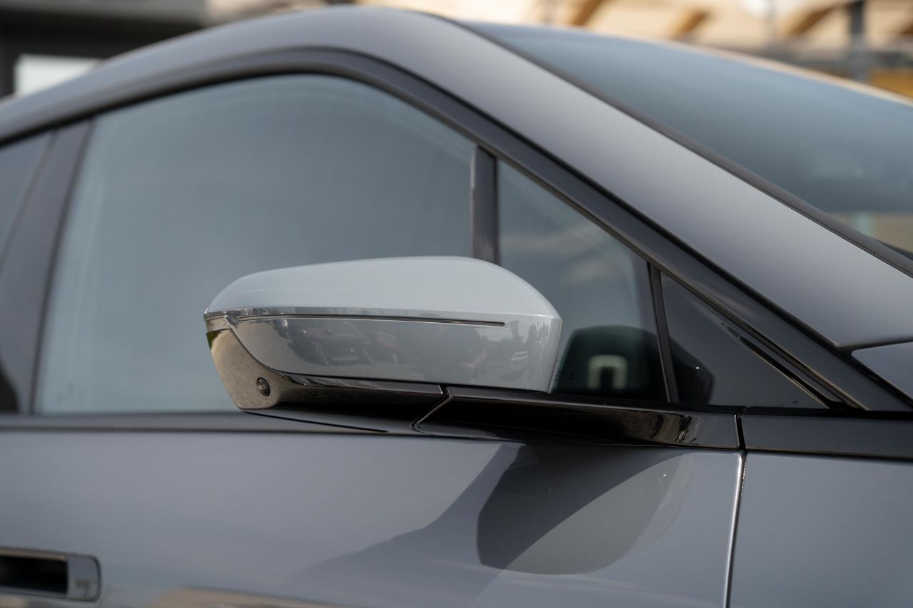 BMW iX - фото 14