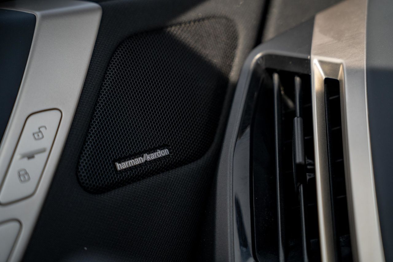 BMW iX - фото 23