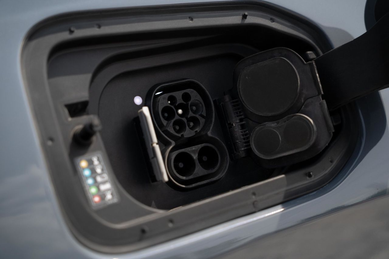 BMW iX - фото 50