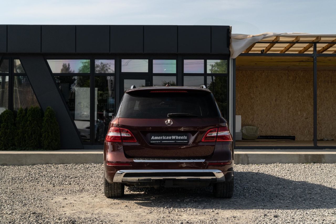 Mercedes-Benz M-Класс - фото 6