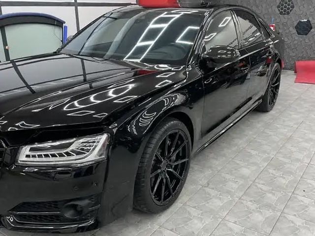 Audi S8 - зображення 2