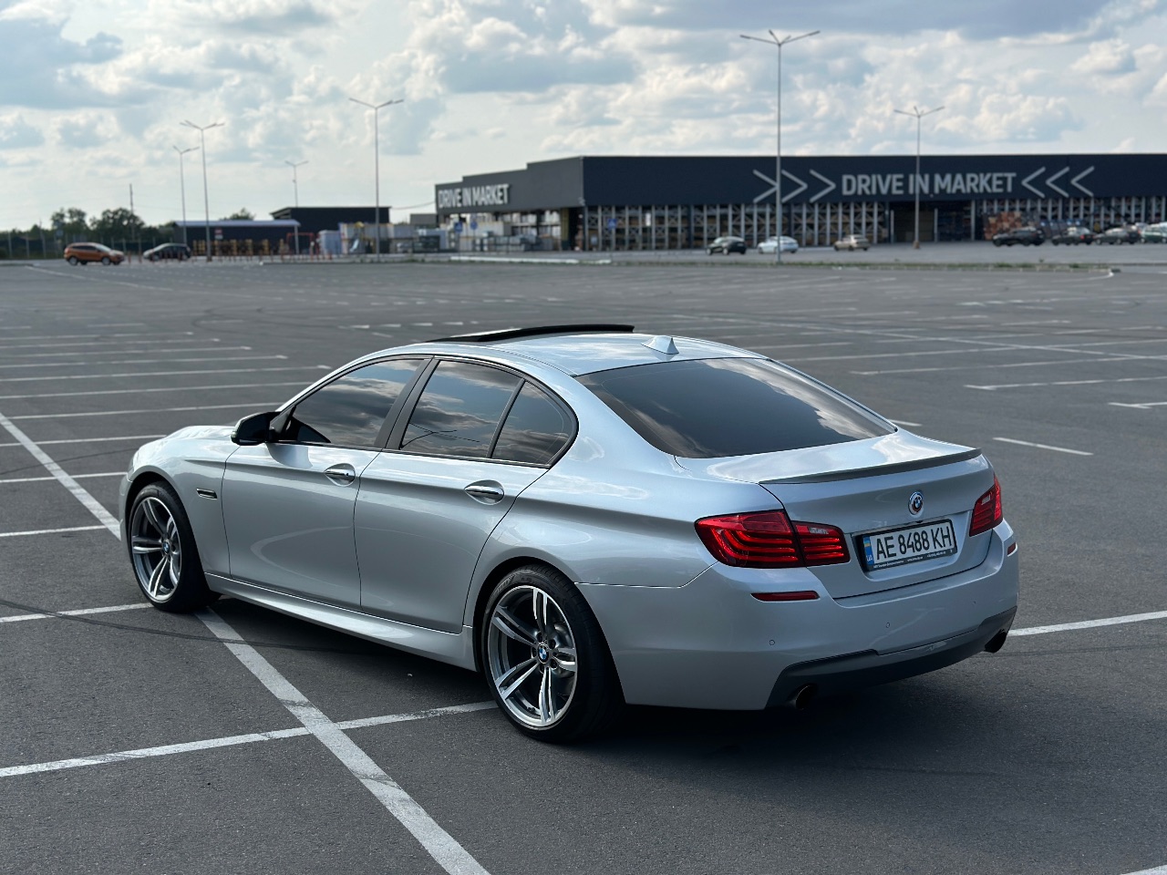 BMW 5 серії - фото 12