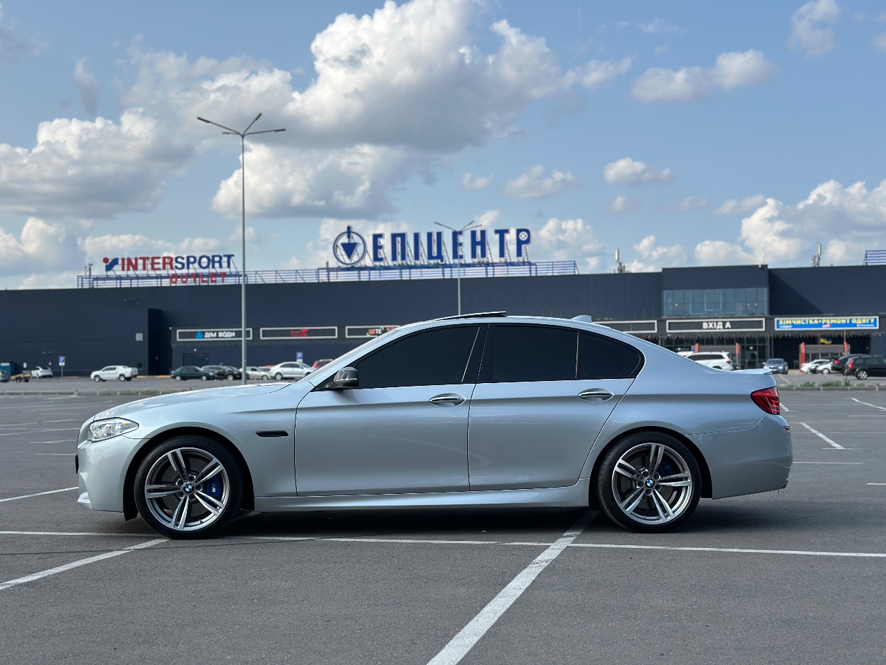 BMW 5 серії - фото 11