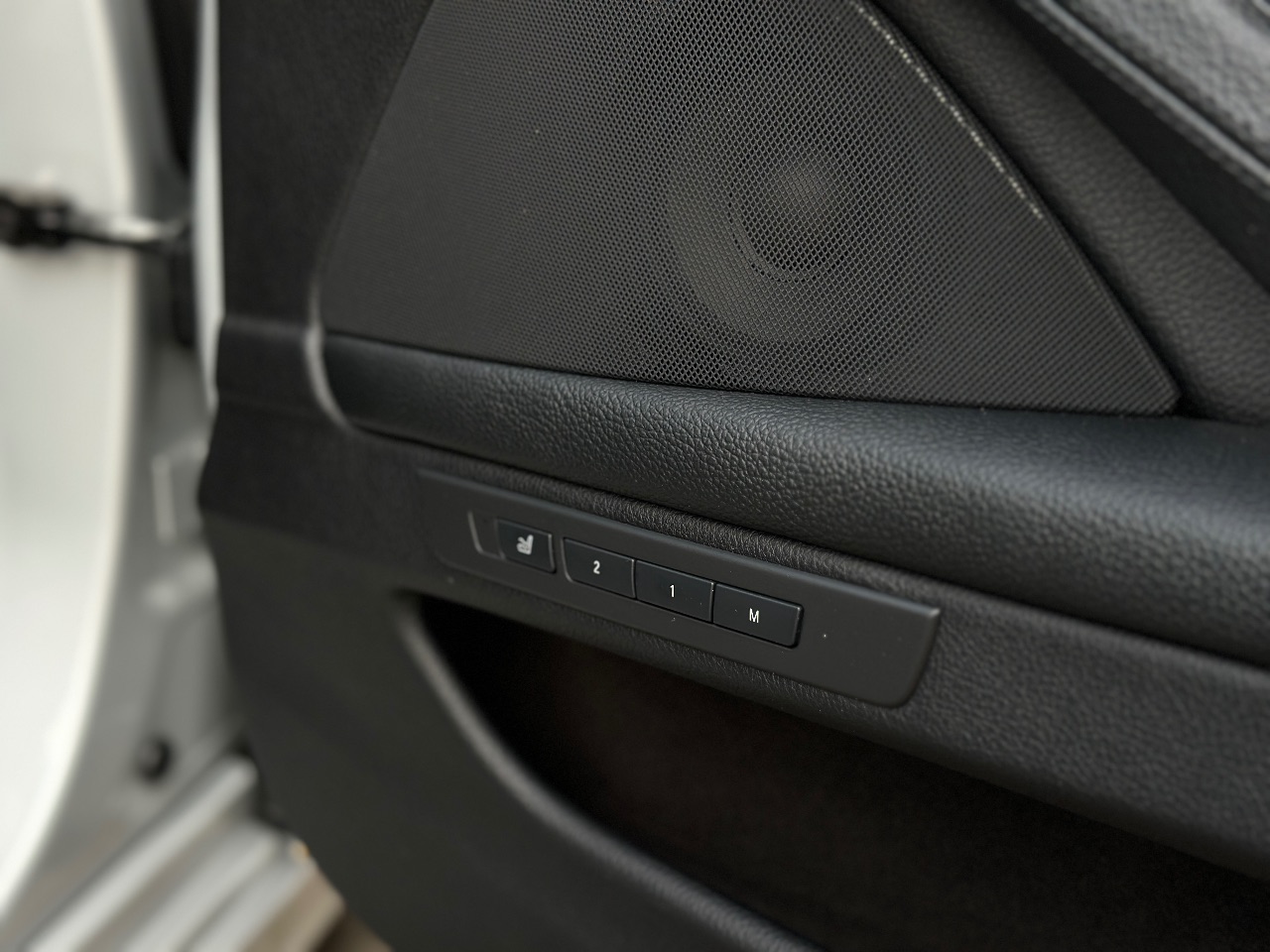 BMW 5 серії - фото 31