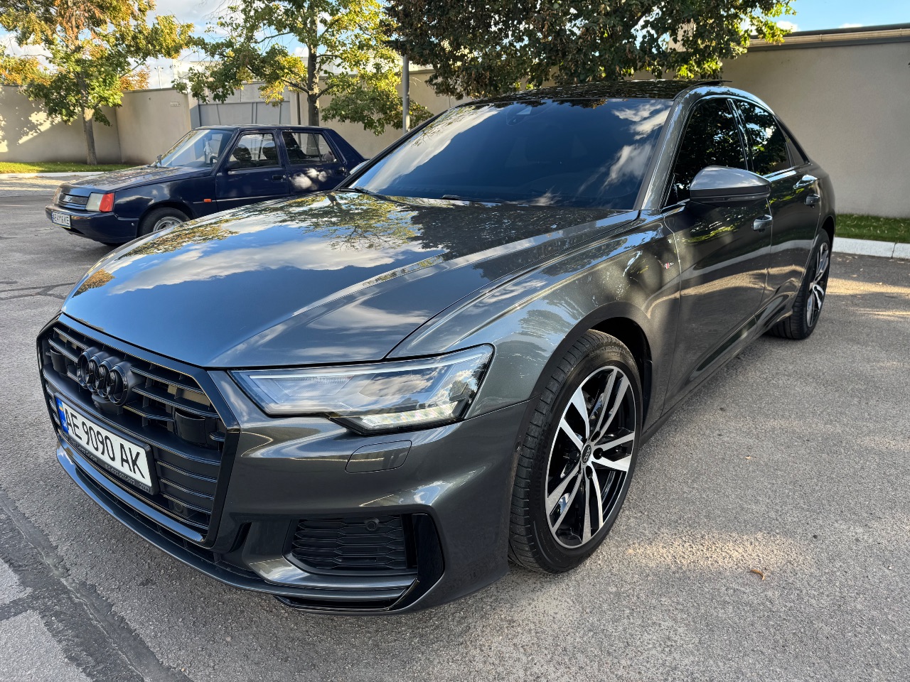 Audi A6 - фото 11