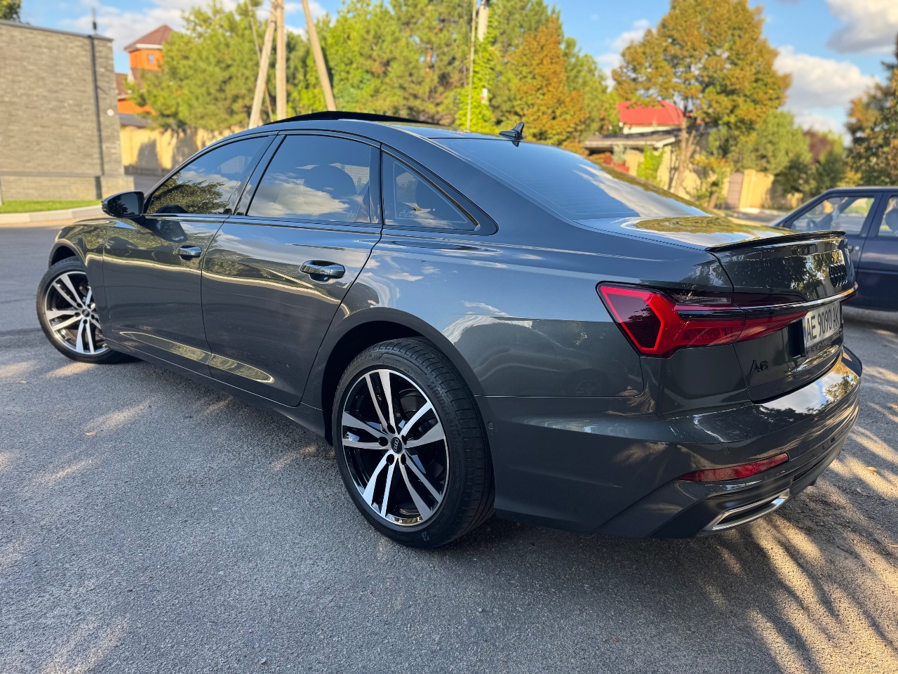 Audi A6 - фото 7