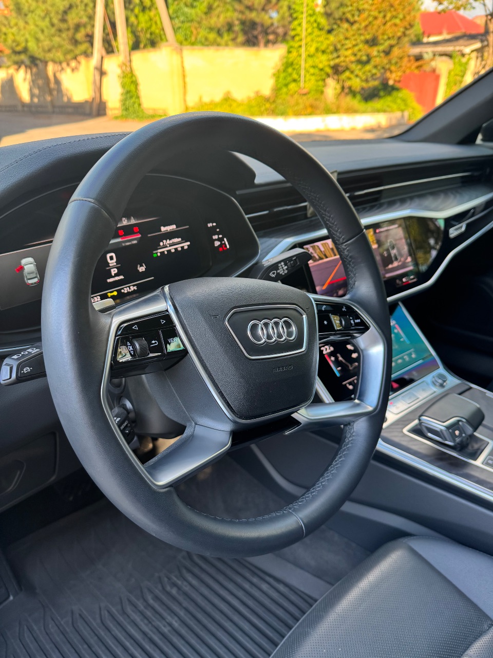 Audi A6 - фото 14