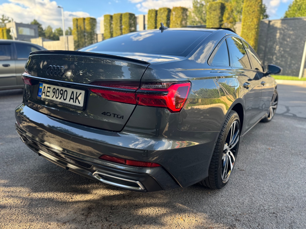 Audi A6 - фото 3