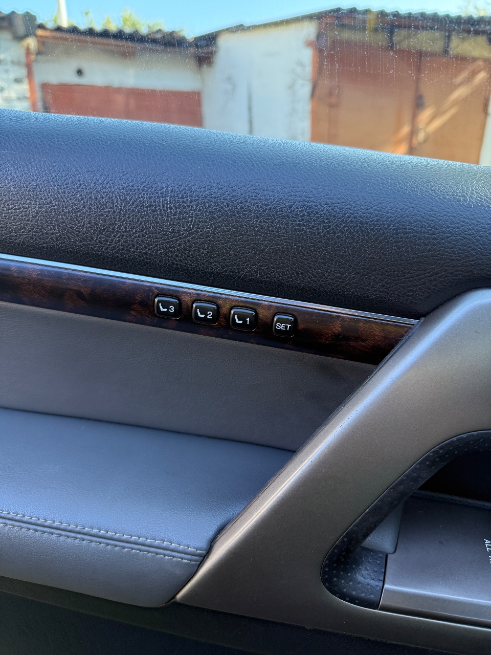 Toyota Land Cruiser - фото 13