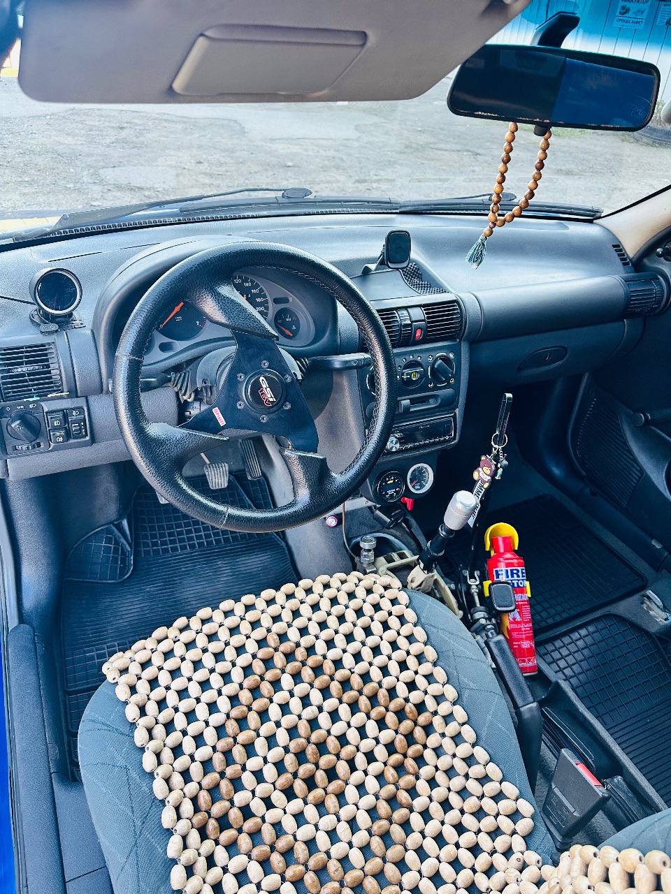 Opel Corsa - фото 7