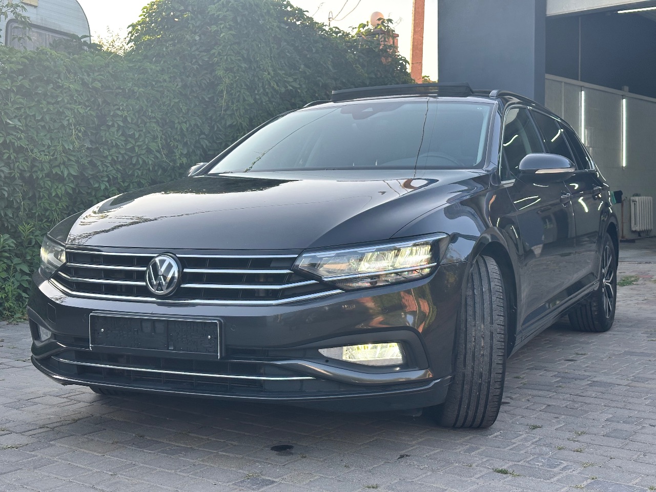 Volkswagen Passat - фото 6