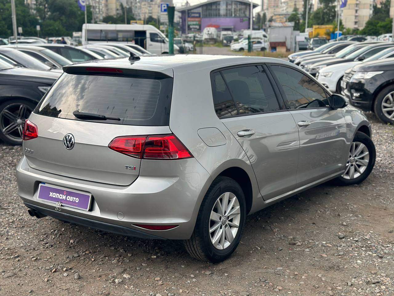 Volkswagen Golf - фото 22