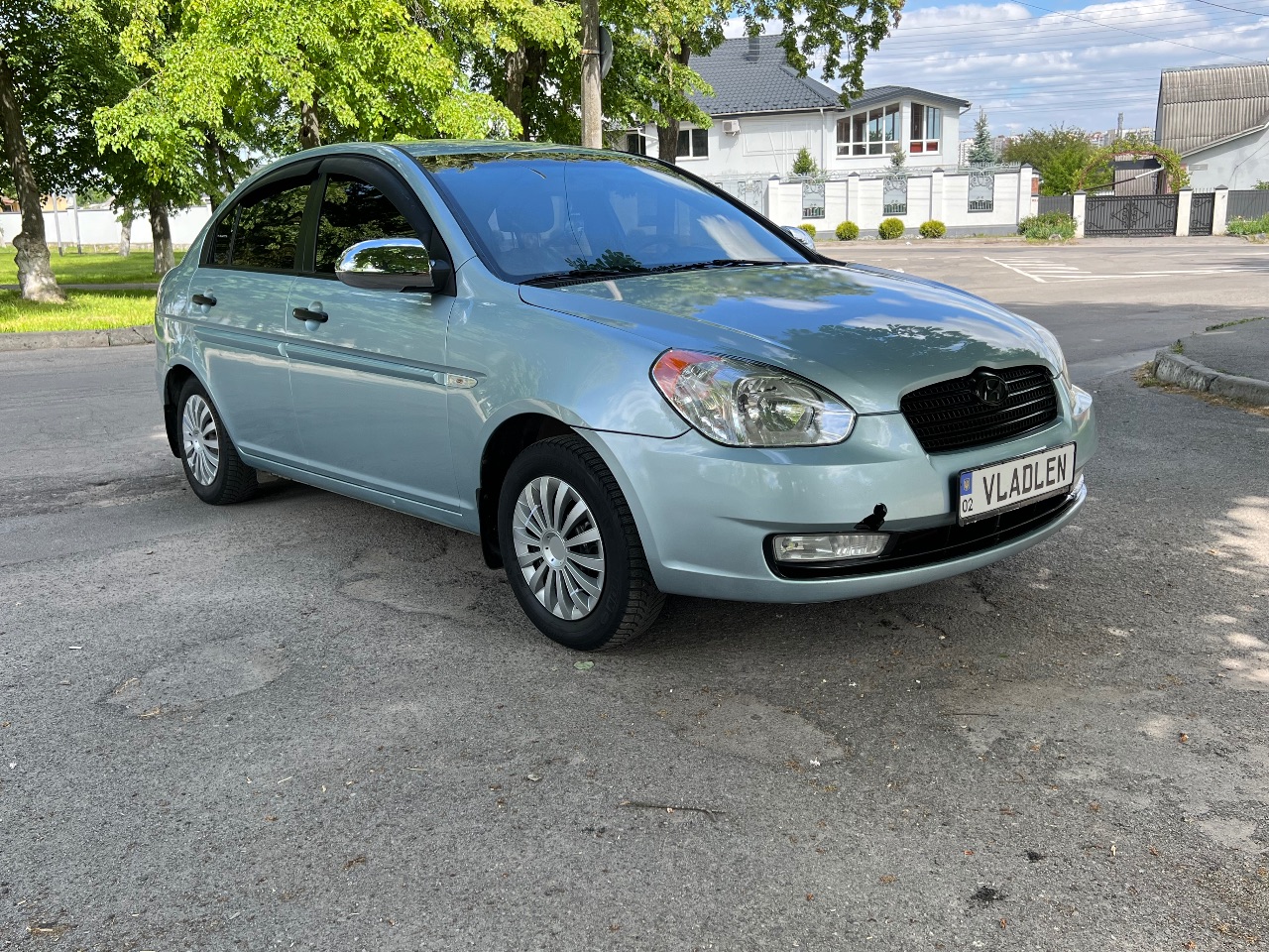 Hyundai Accent - фото 3