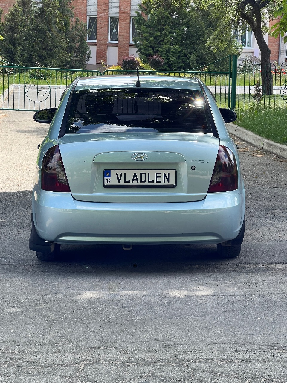 Hyundai Accent - фото 2