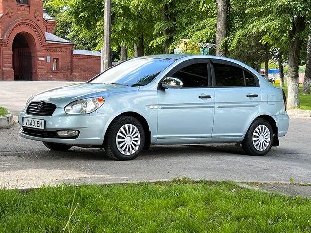 Hyundai Accent - зображення 1
