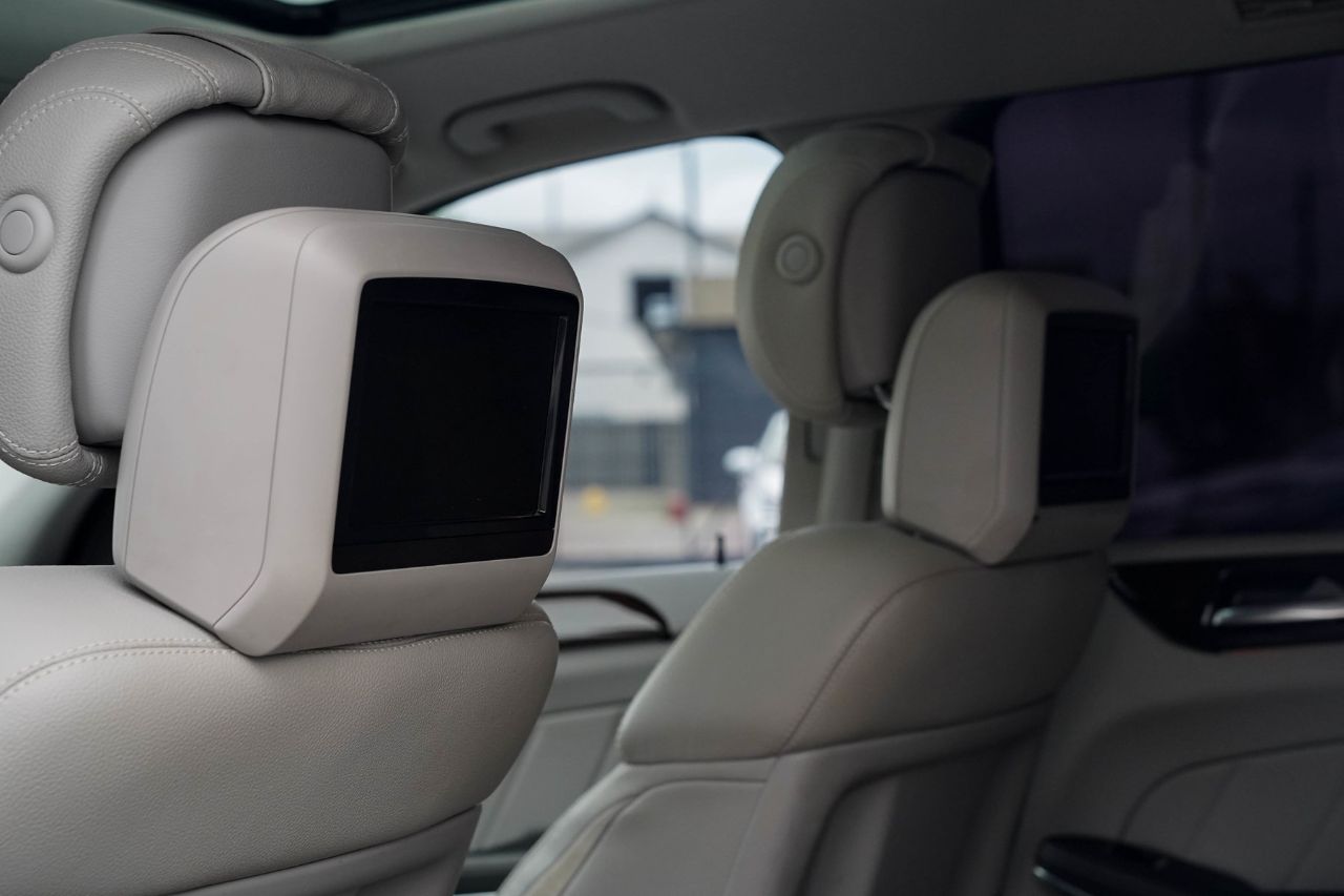 Mercedes-Benz GL-Класс - фото 36