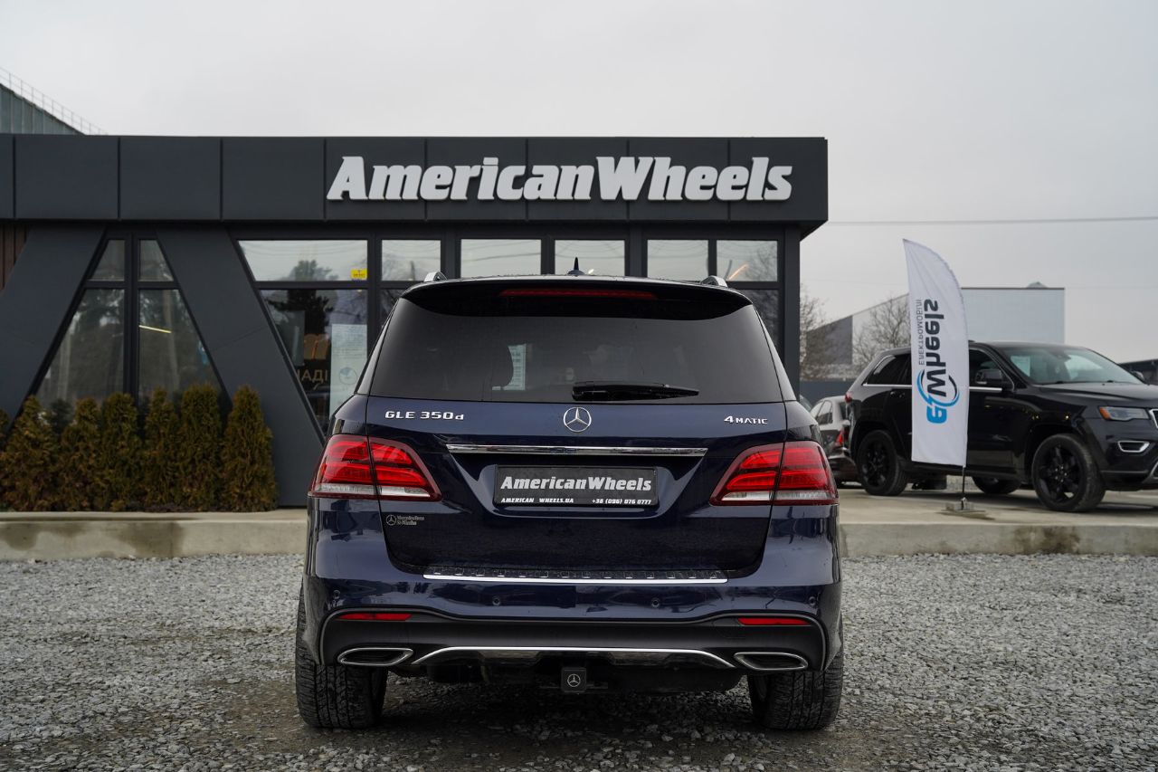 Mercedes-Benz GLE - фото 6