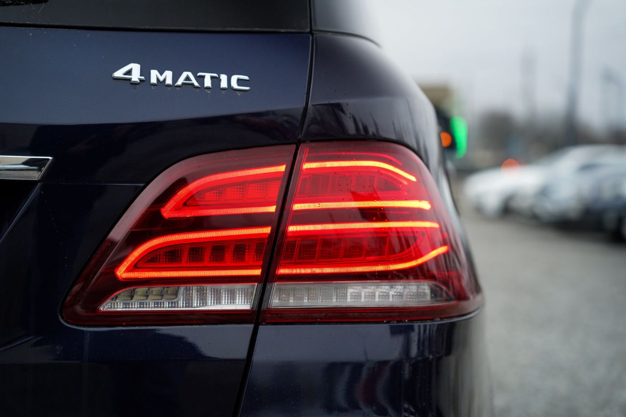 Mercedes-Benz GLE - фото 8
