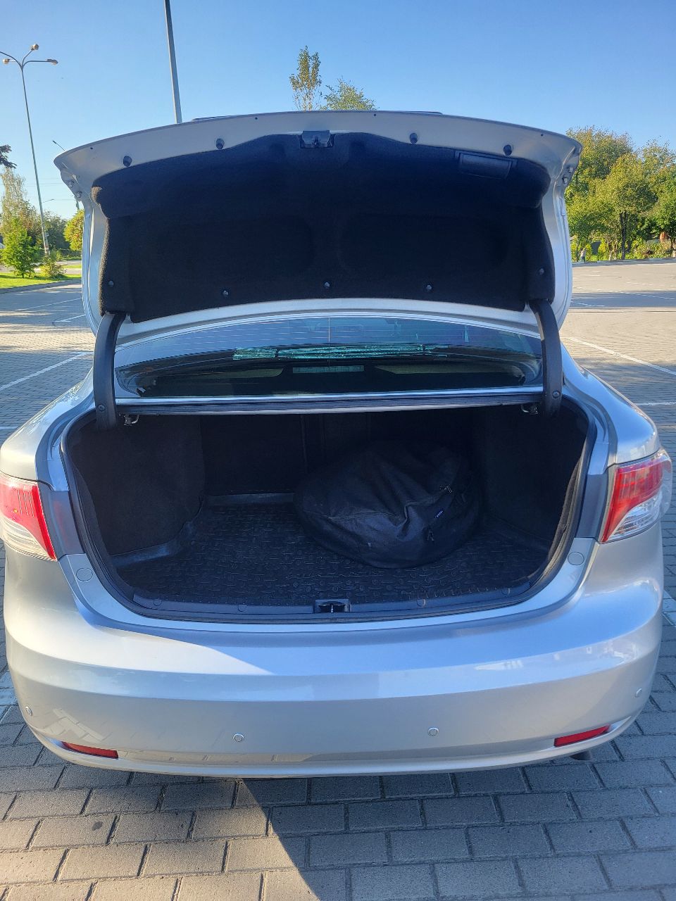 Toyota Avensis - фото 12