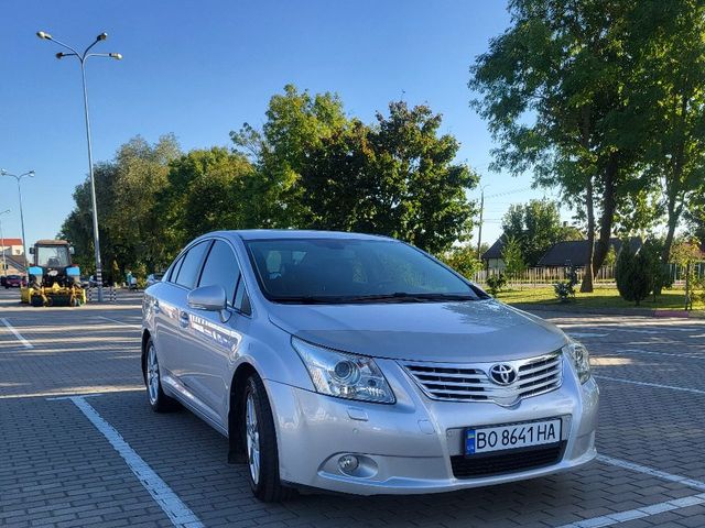 Toyota Avensis - зображення 1