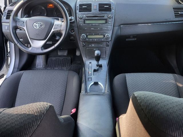 Toyota Avensis - зображення 5