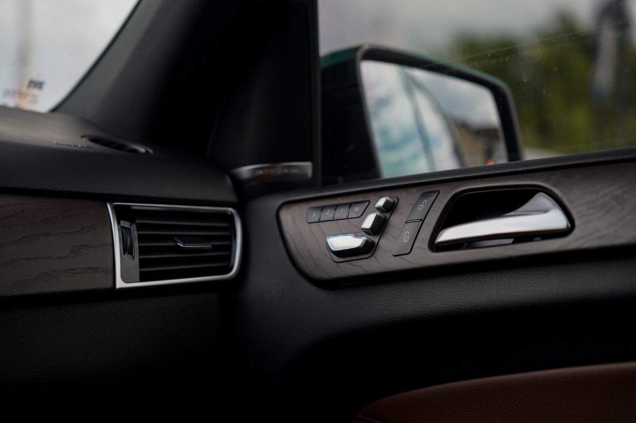 Mercedes-Benz GLE - фото 34