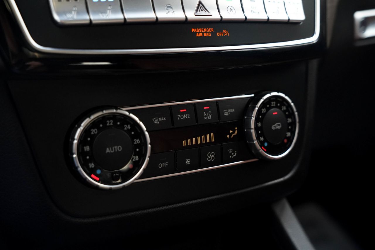 Mercedes-Benz GLE - фото 32