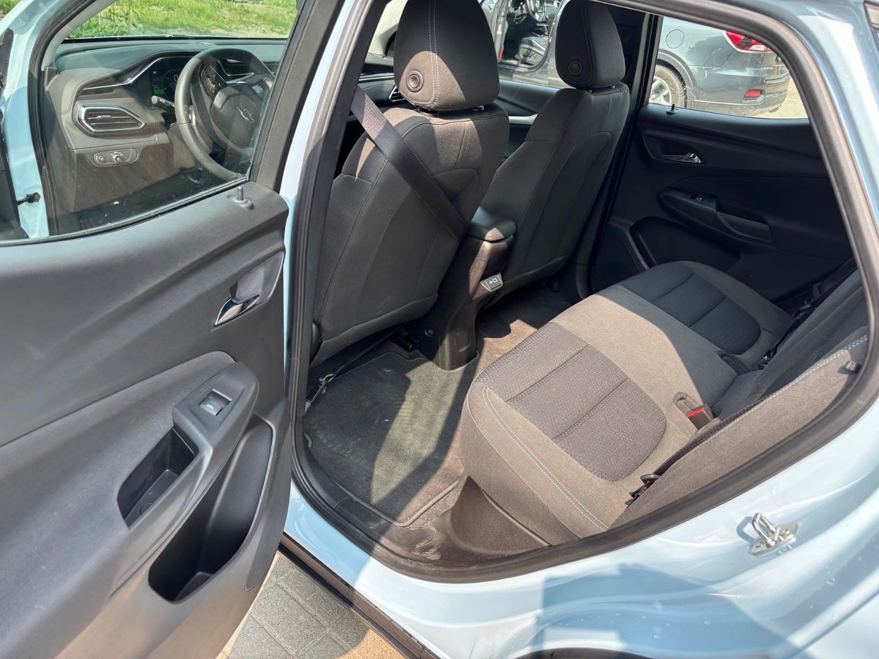 Chevrolet Bolt EUV - фото 3