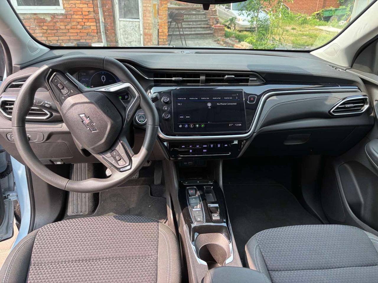 Chevrolet Bolt EUV - фото 1