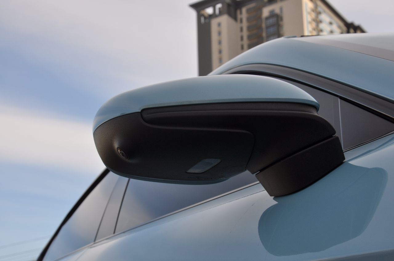 Porsche Taycan - фото 15